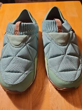 Teva Ember-Moc Quilted  Sneakers / Slippers In Sage Green